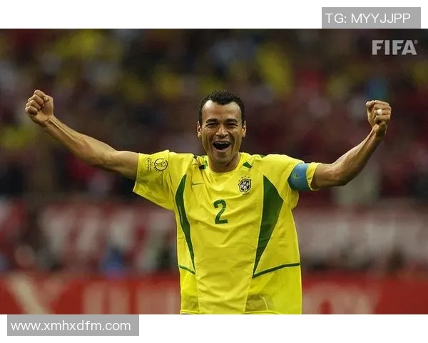 卡福足球传奇回顾 足球巅峰之路与经典时刻再现